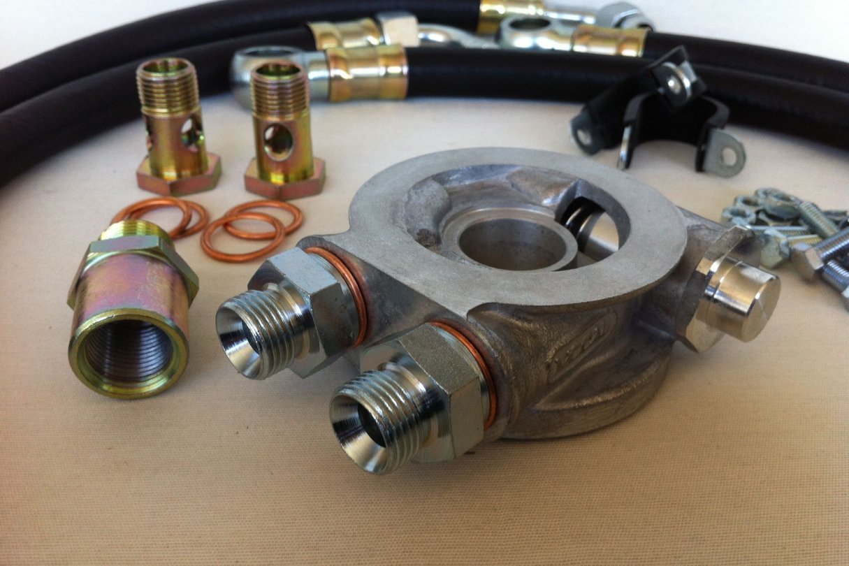 Assembly kit oil cooler - black